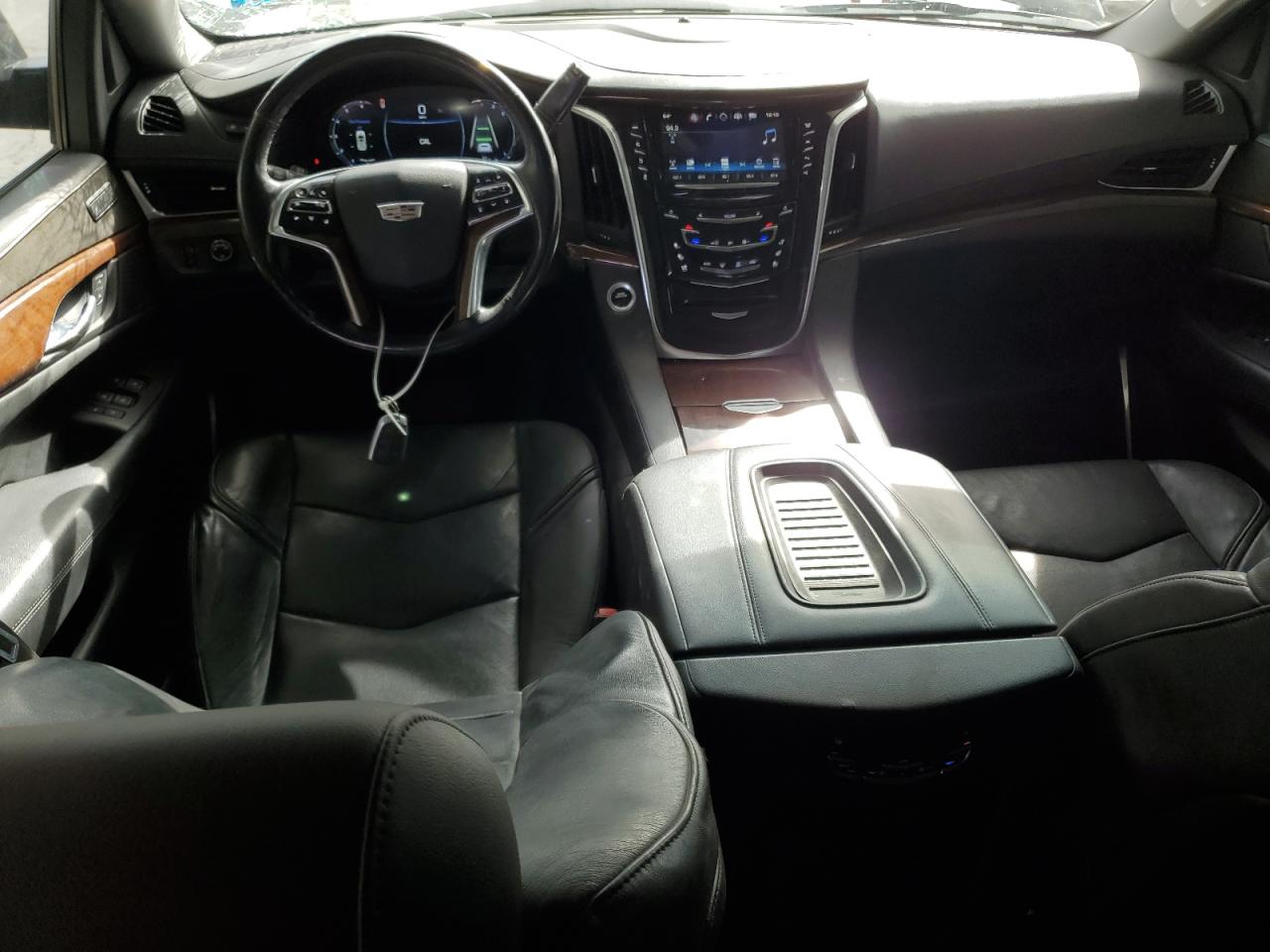 2019 Cadillac Escalade - Image 8