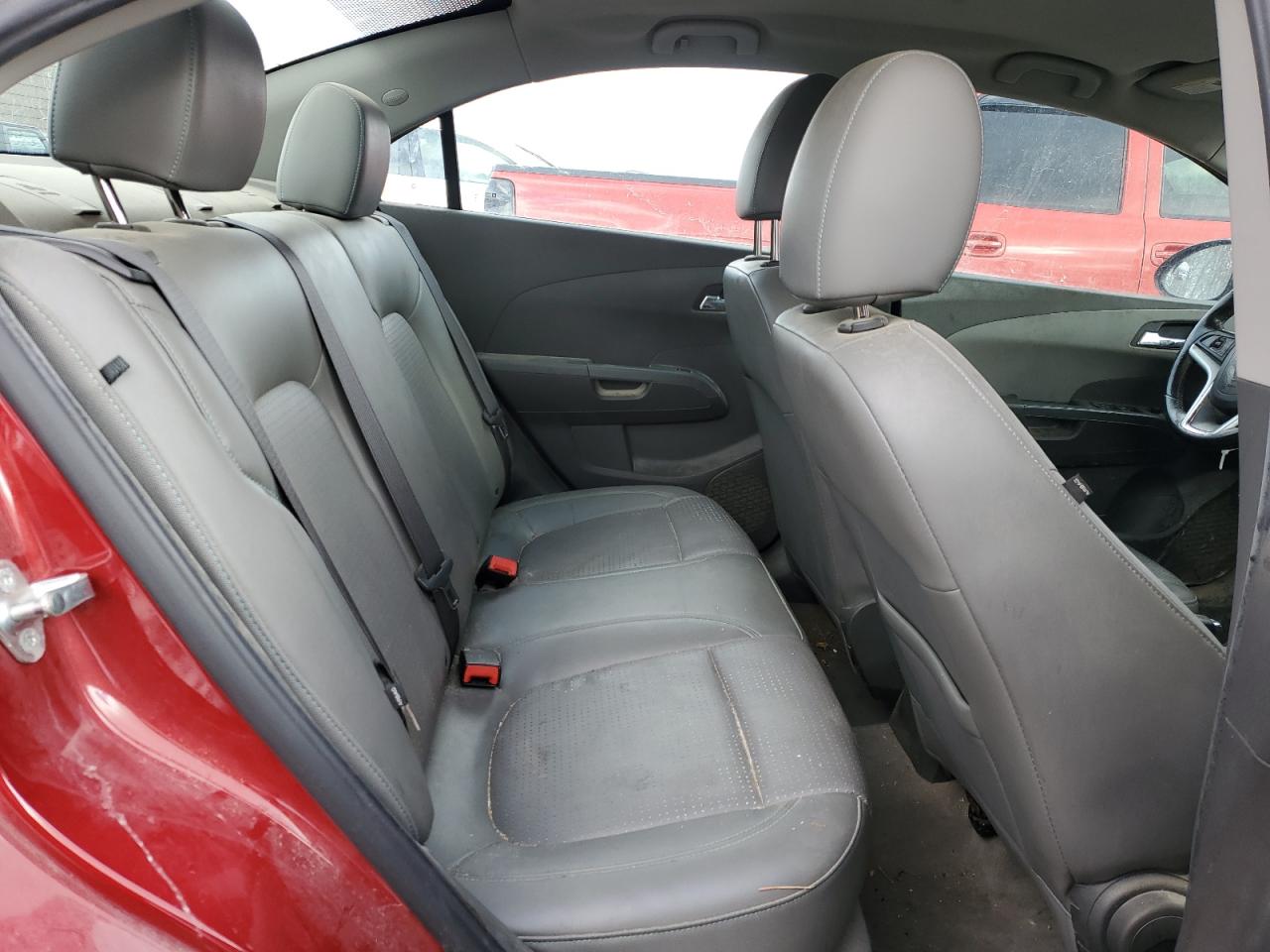 2014 Chevrolet Sonic - Image 10