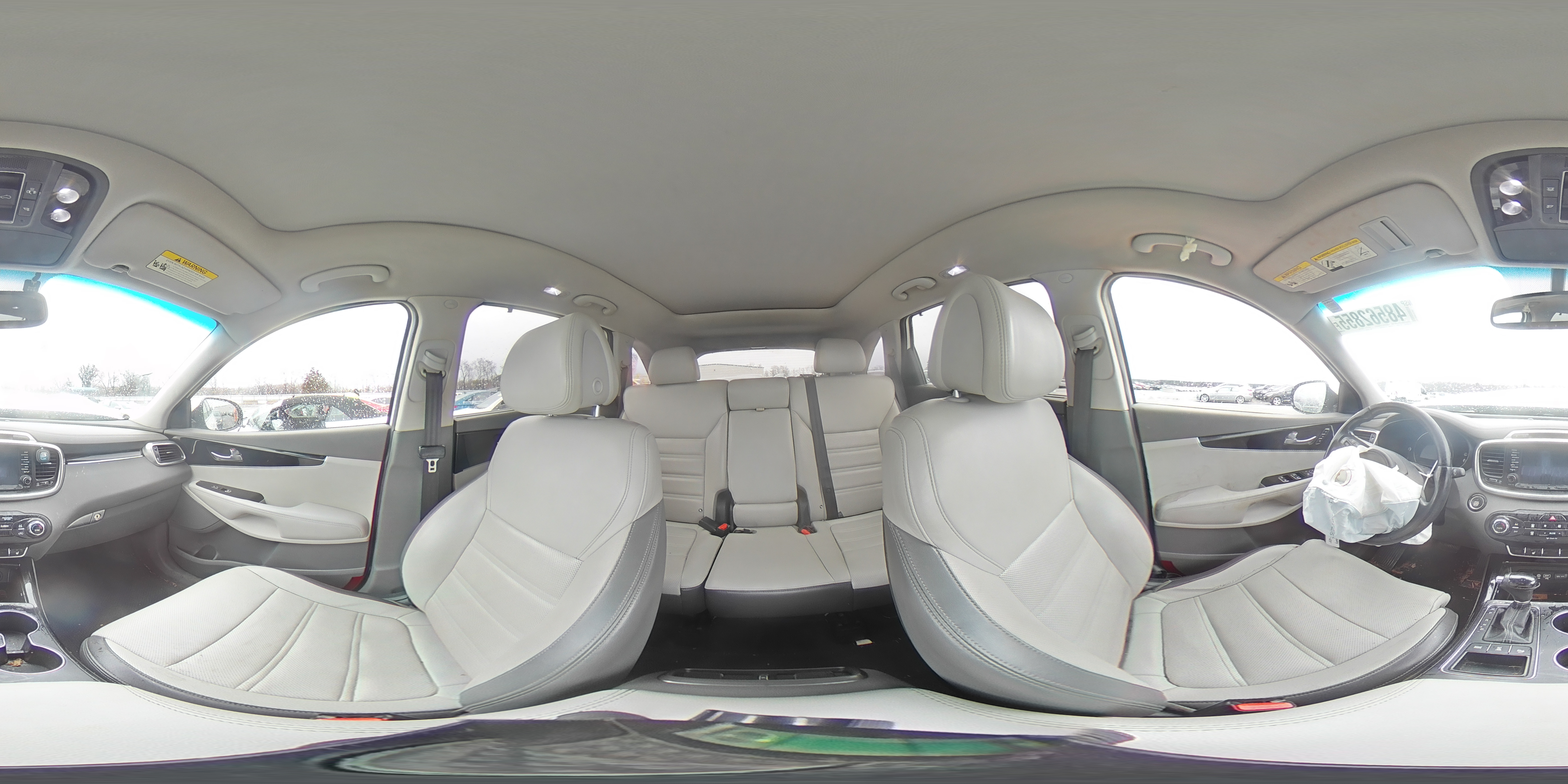 2016 Kia Sorento - Image 13