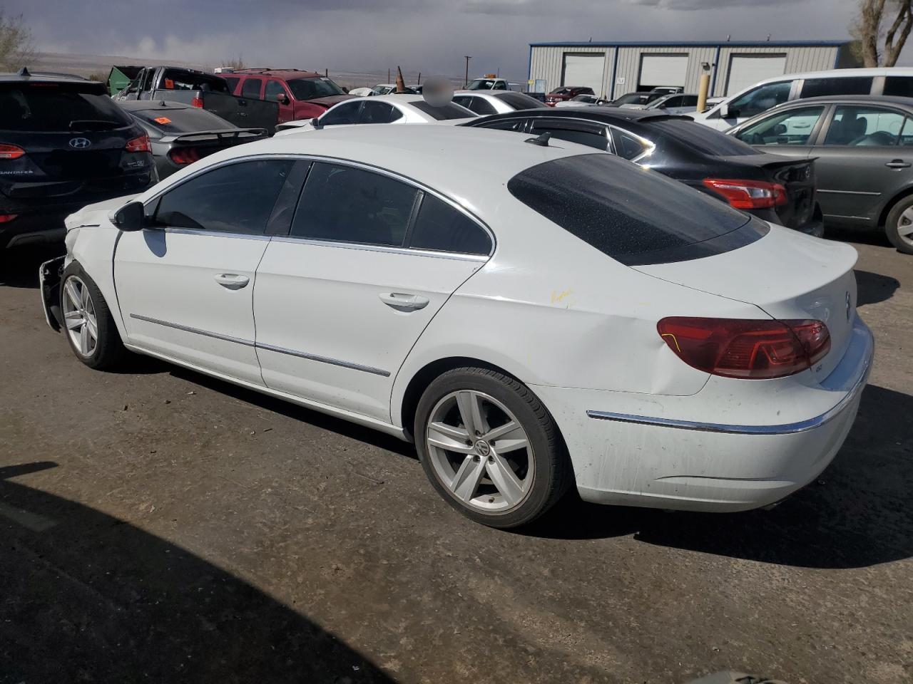 2017 Volkswagen Passat CC - Image 2