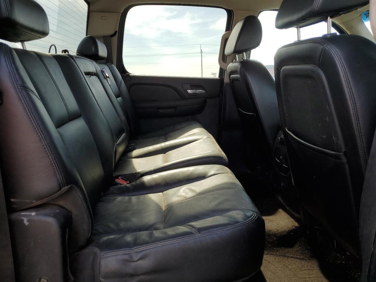 2009 Chevrolet Silverado - Image 10