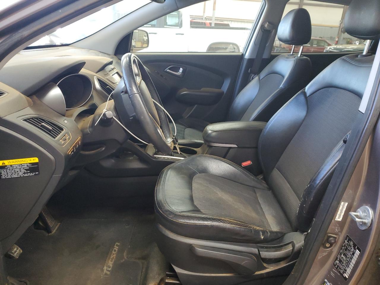 2012 Hyundai Tucson - Image 7