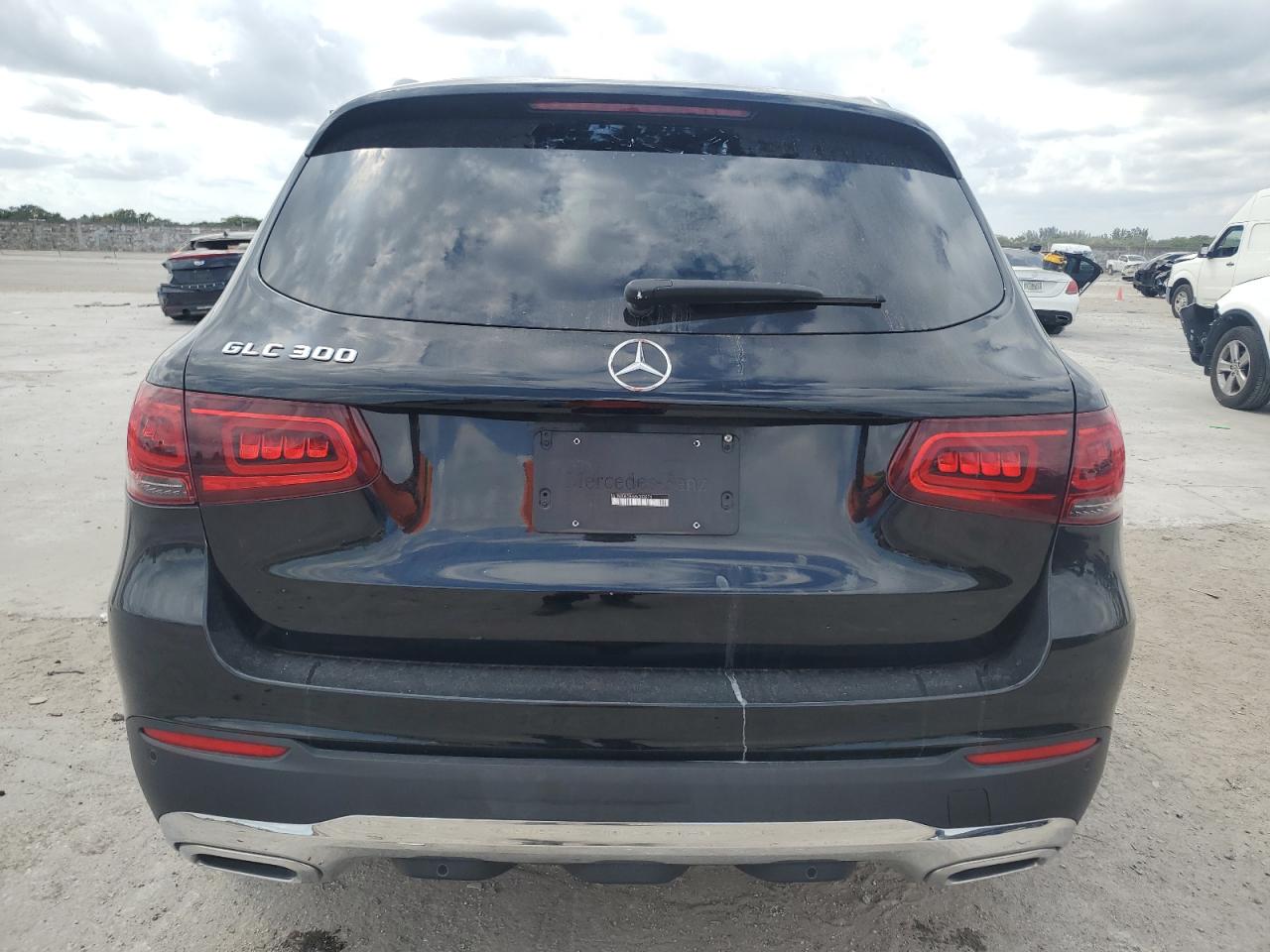 2021 Mercedes-Benz GLC - Image 6