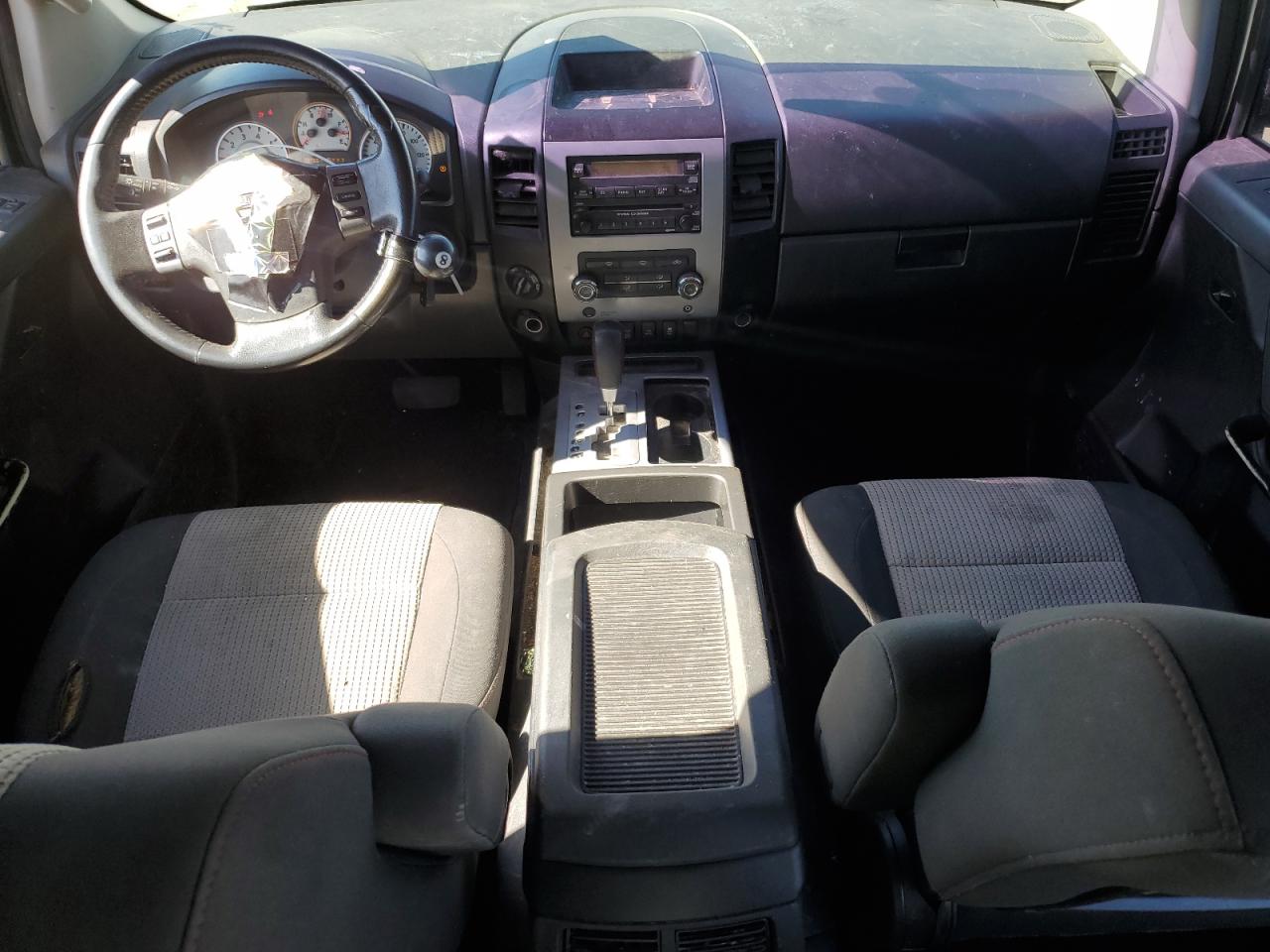 2012 Nissan Titan - Image 8