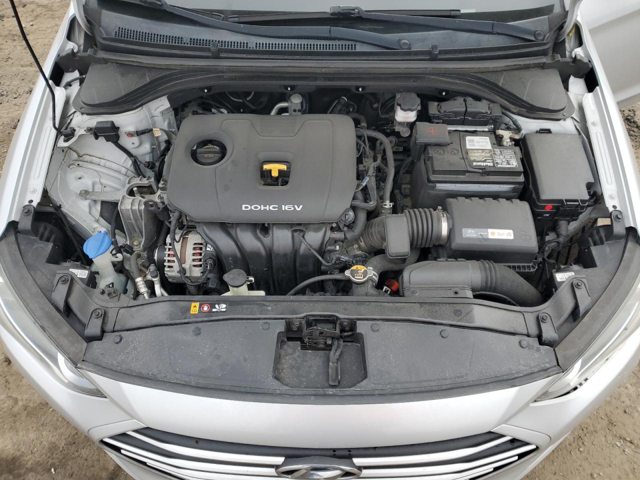 2018 Hyundai Elantra - Image 13