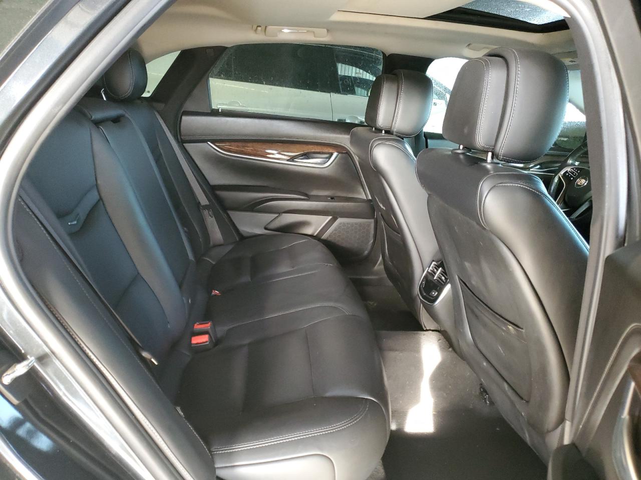2014 Cadillac XTS - Image 10