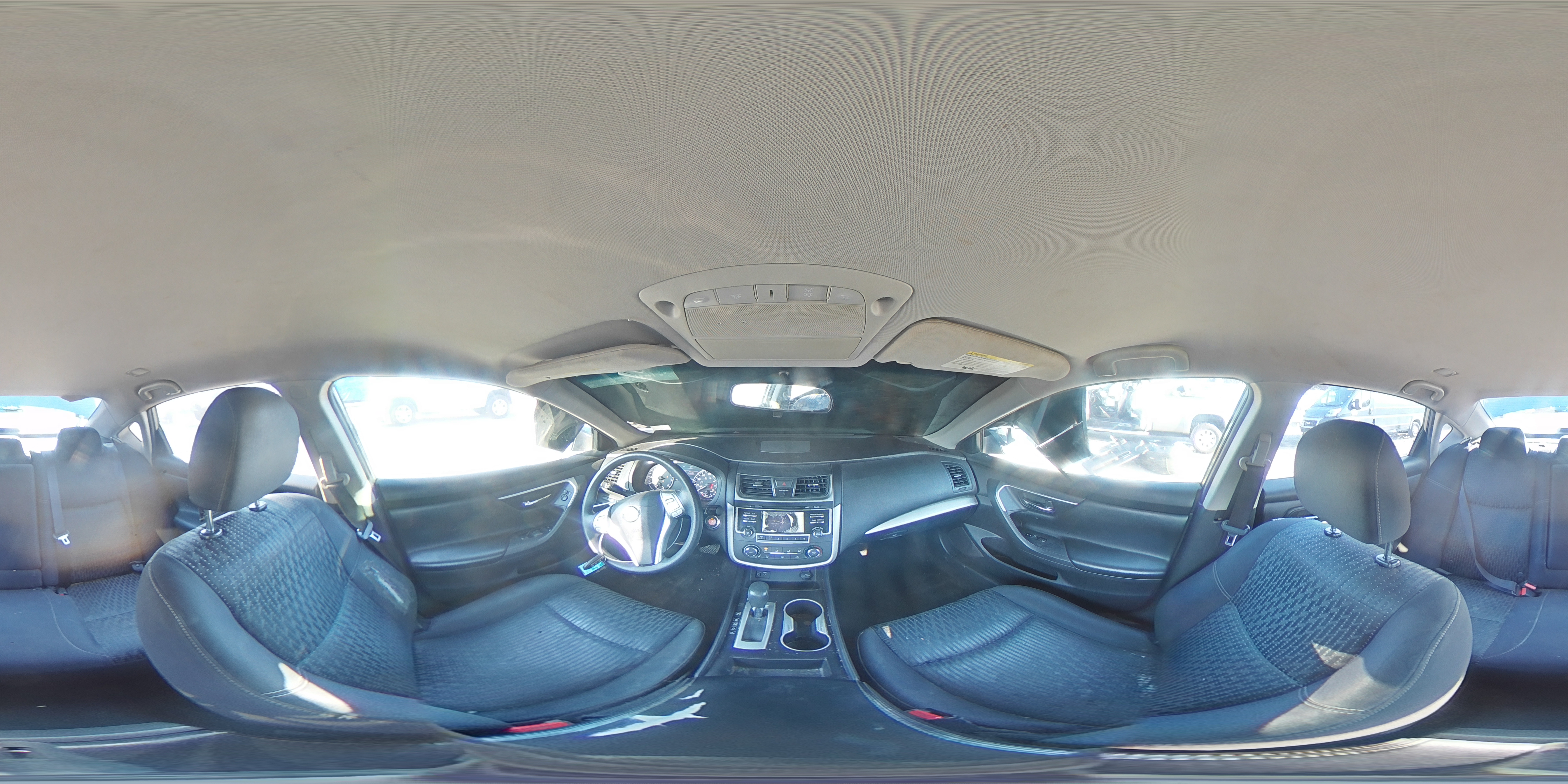 2016 Nissan Altima - Image 12