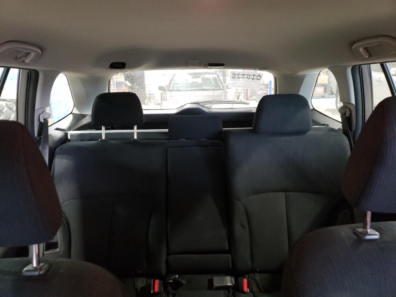 2013 Subaru Outback - Image 10