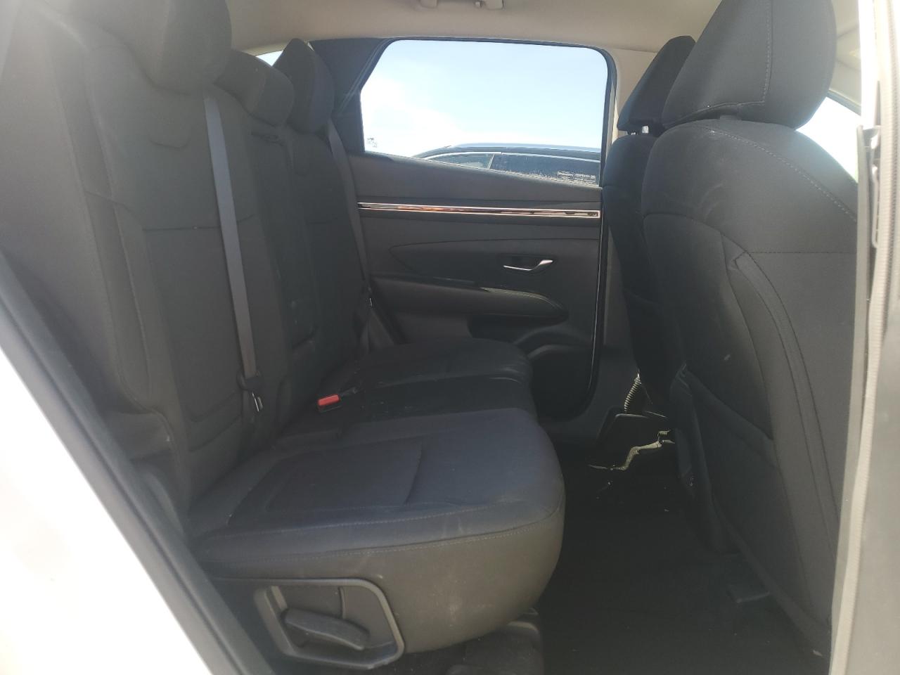 2022 Hyundai Tucson - Image 11