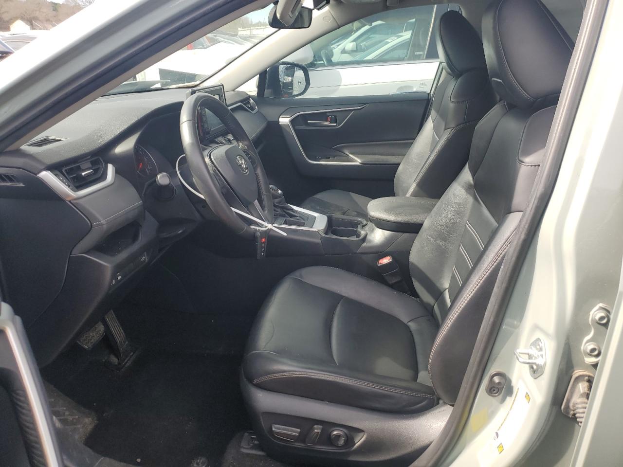 2019 Toyota RAV 4 - Image 7