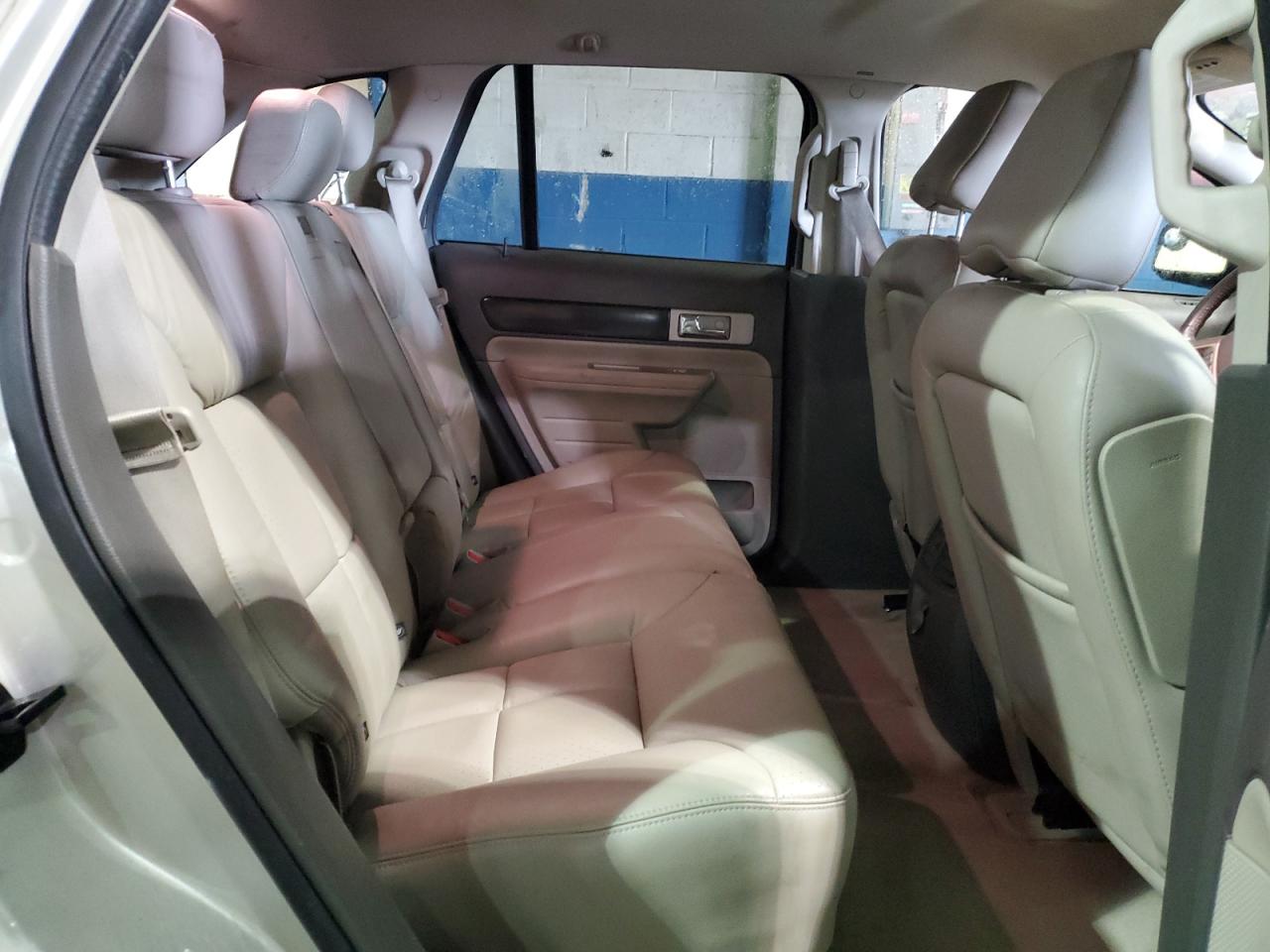 2007 Lincoln MKX - Image 11