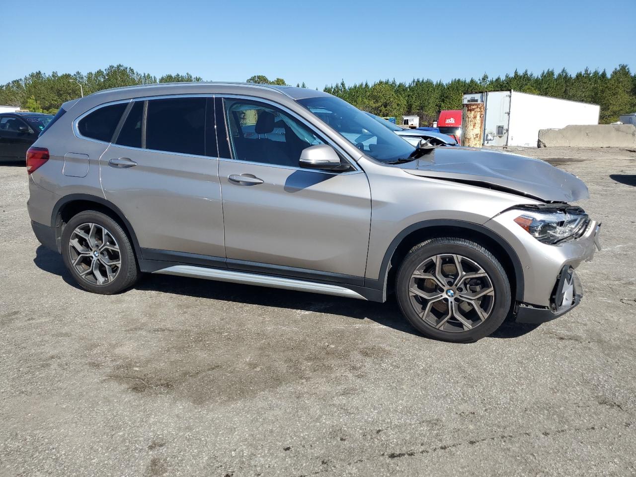 2021 BMW X1 - Image 4