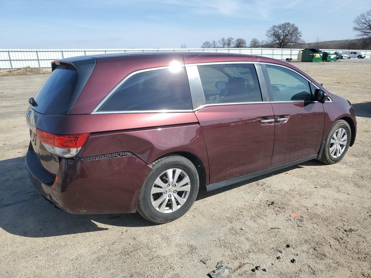 2015 Honda Odyssey - Image 3