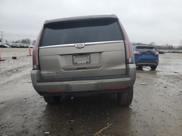  CADILLAC ESCALADE 2018 Srebrny