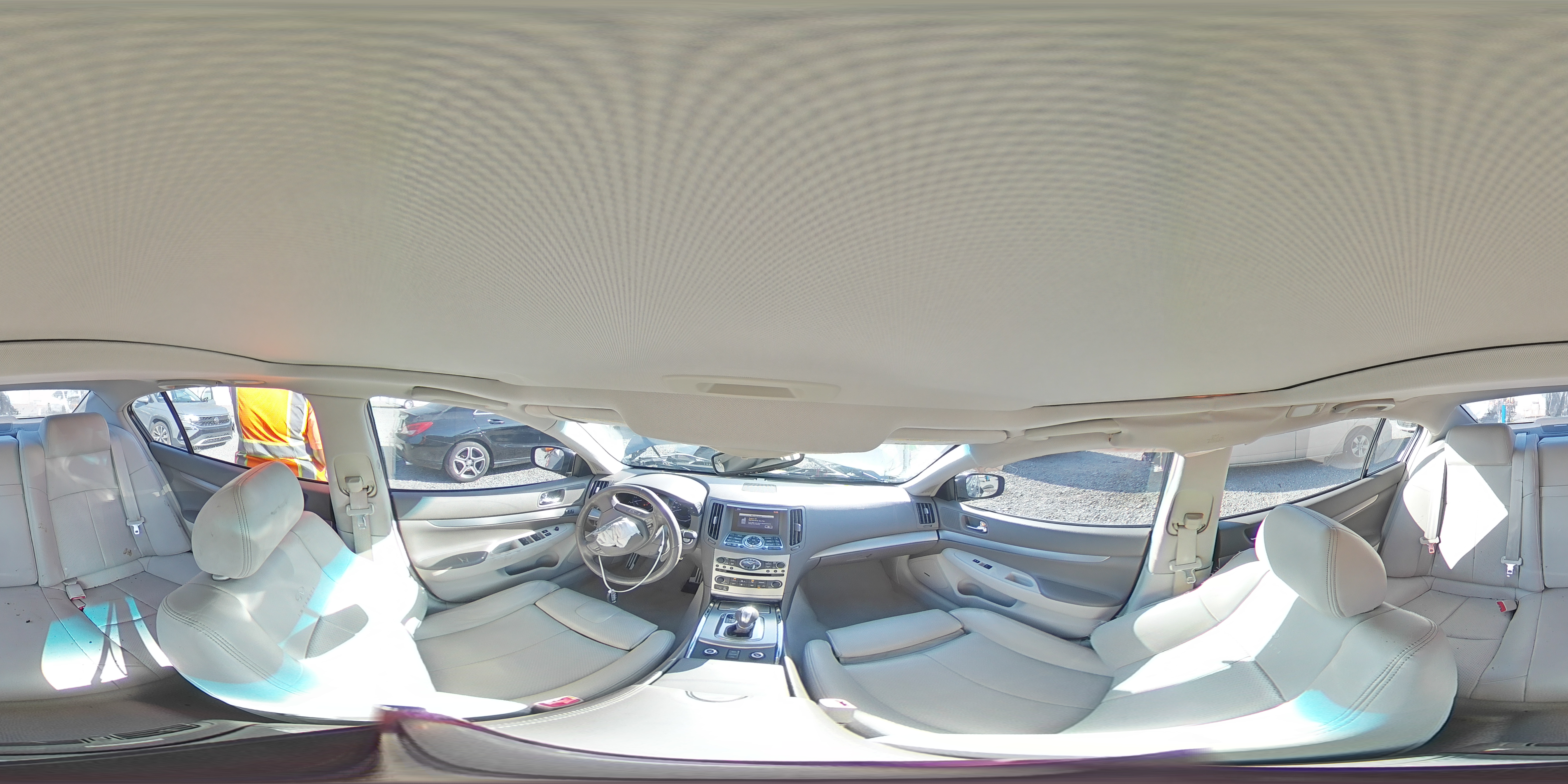2012 Infiniti G - Image 12