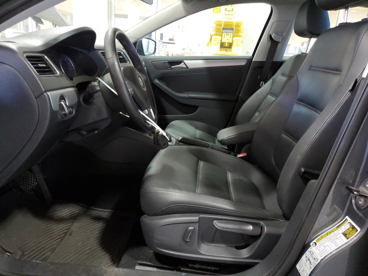 2014 Volkswagen Jetta - Image 7