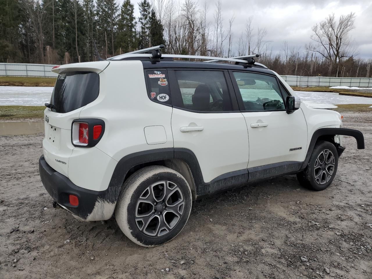 2018 Jeep Renegade - Image 3