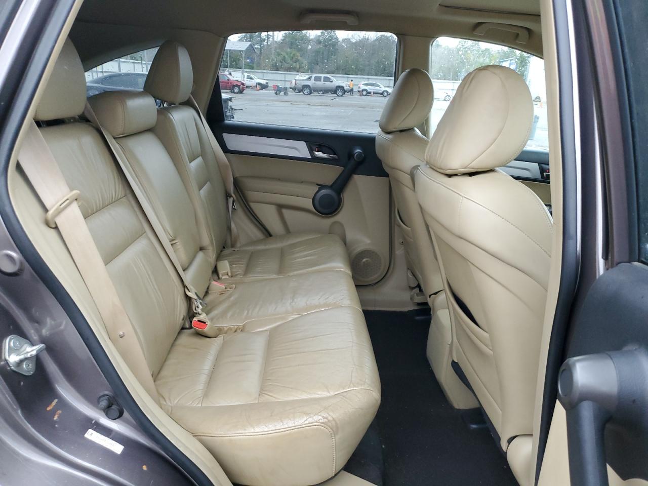 2011 Honda CR-V - Image 10
