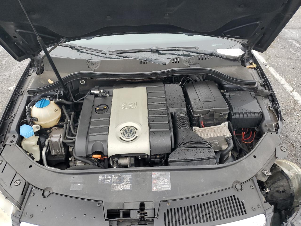2008 Volkswagen Passat - Image 11