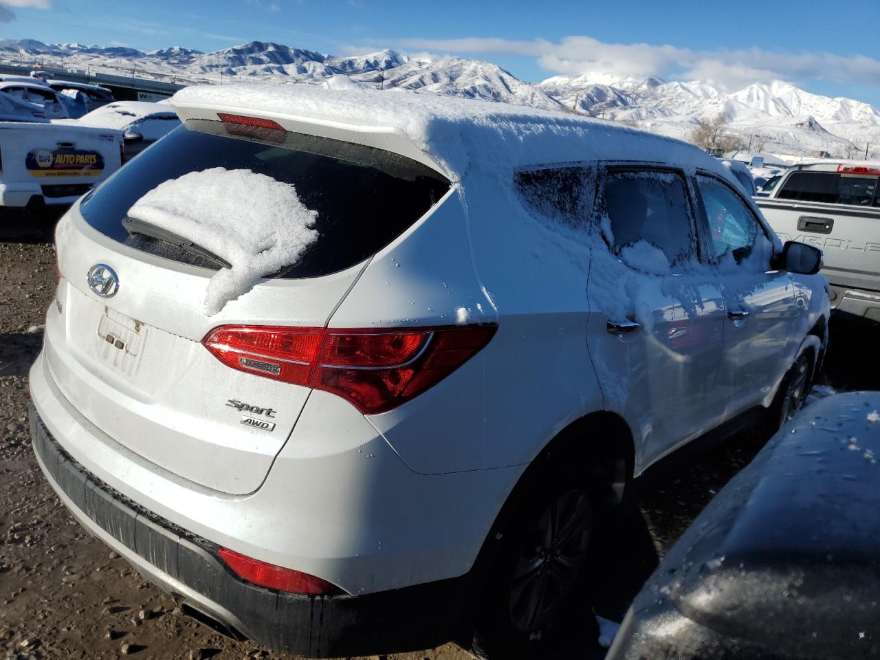 2016 Hyundai Santa Fe - Image 3