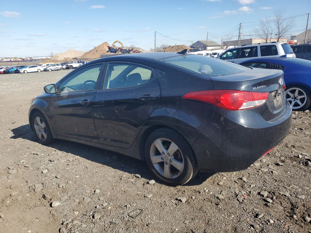 2011 Hyundai Elantra - Image 2