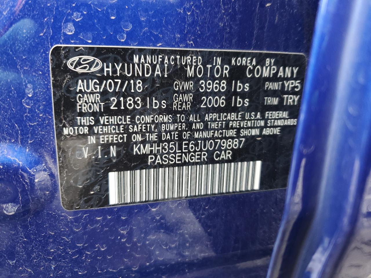 2018 Hyundai Elantra - Image 12