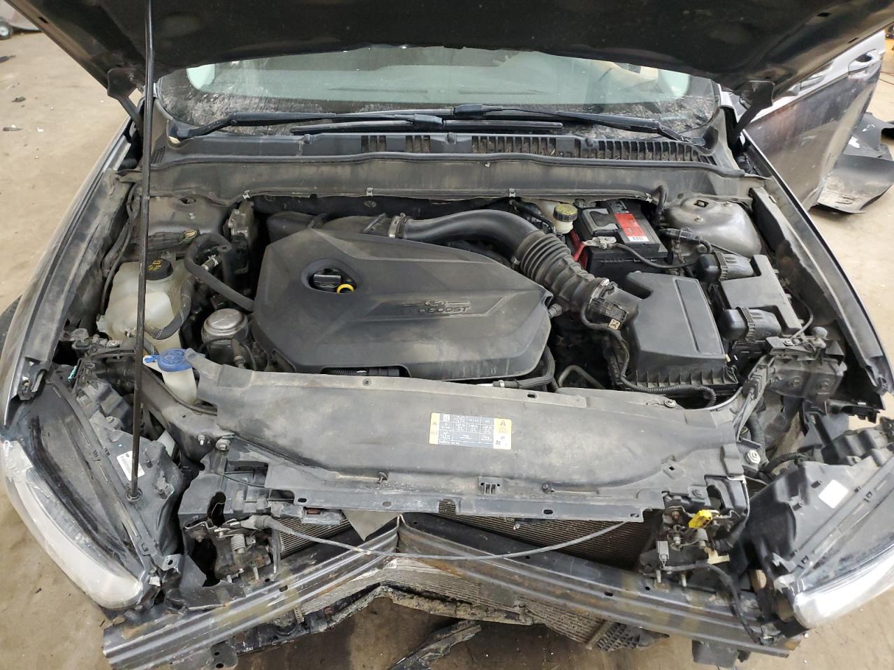 2013 Ford Fusion - Image 13