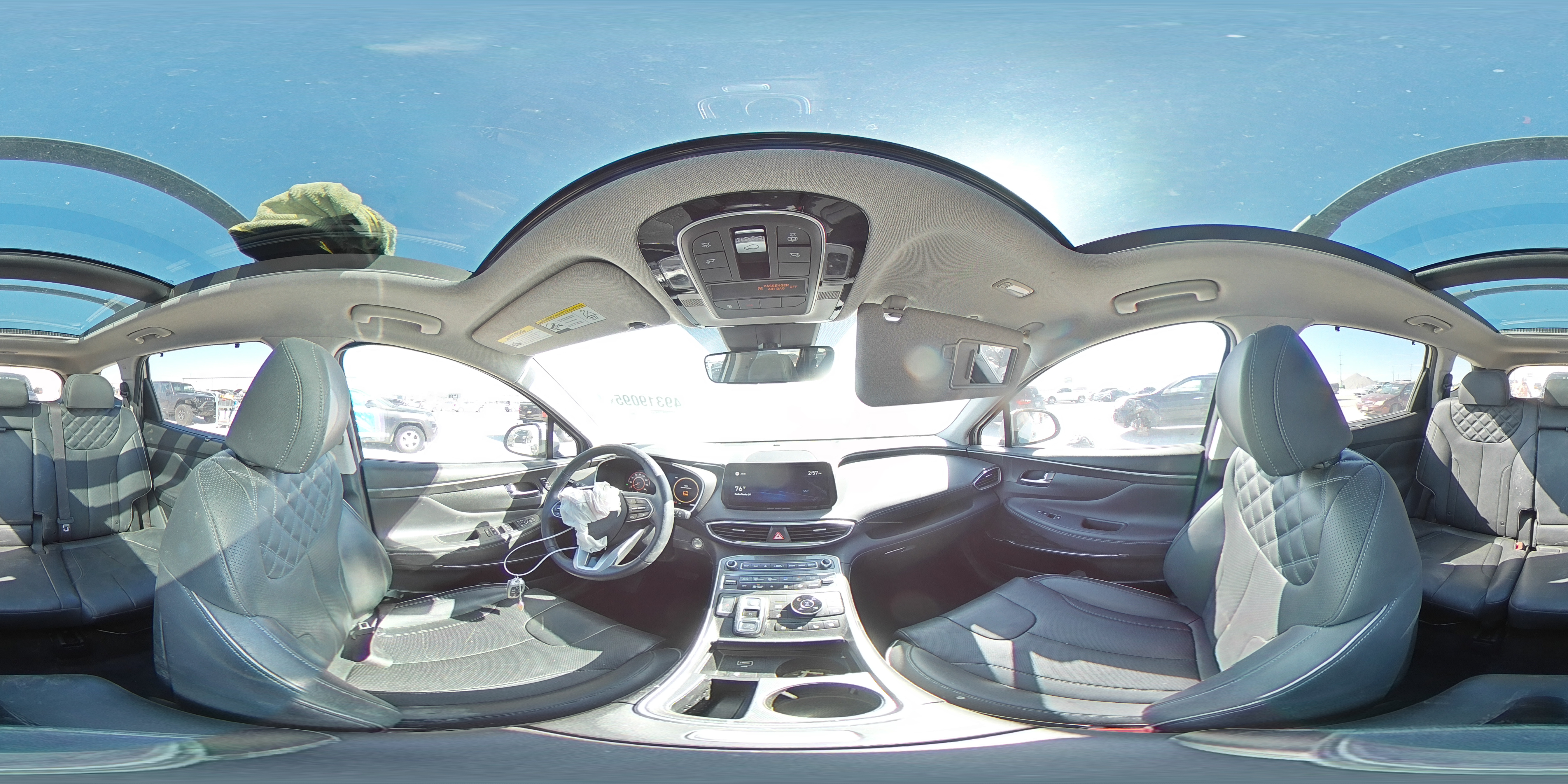 2021 Hyundai Santa Fe - Image 16