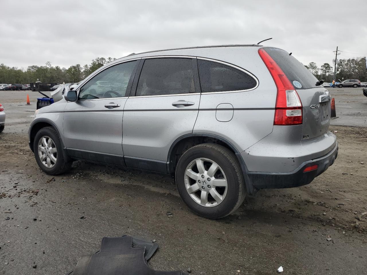 2007 Honda CR-V - Image 2