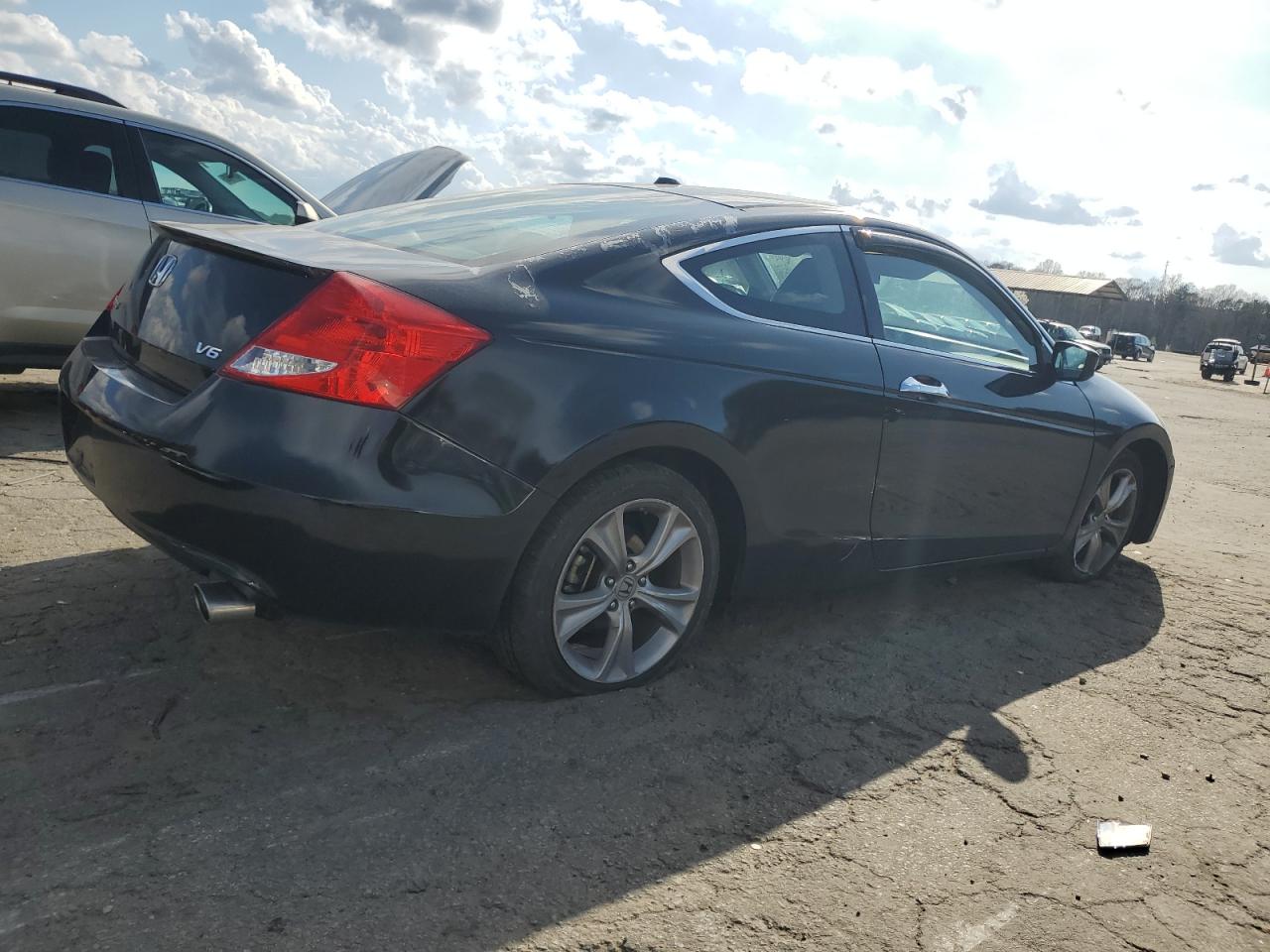 2012 Honda Accord - Image 3
