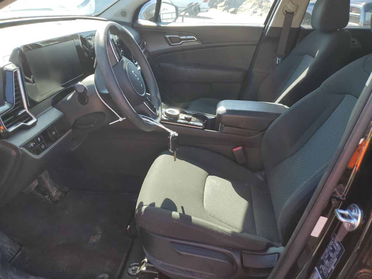2024 Kia Sportage - Image 7