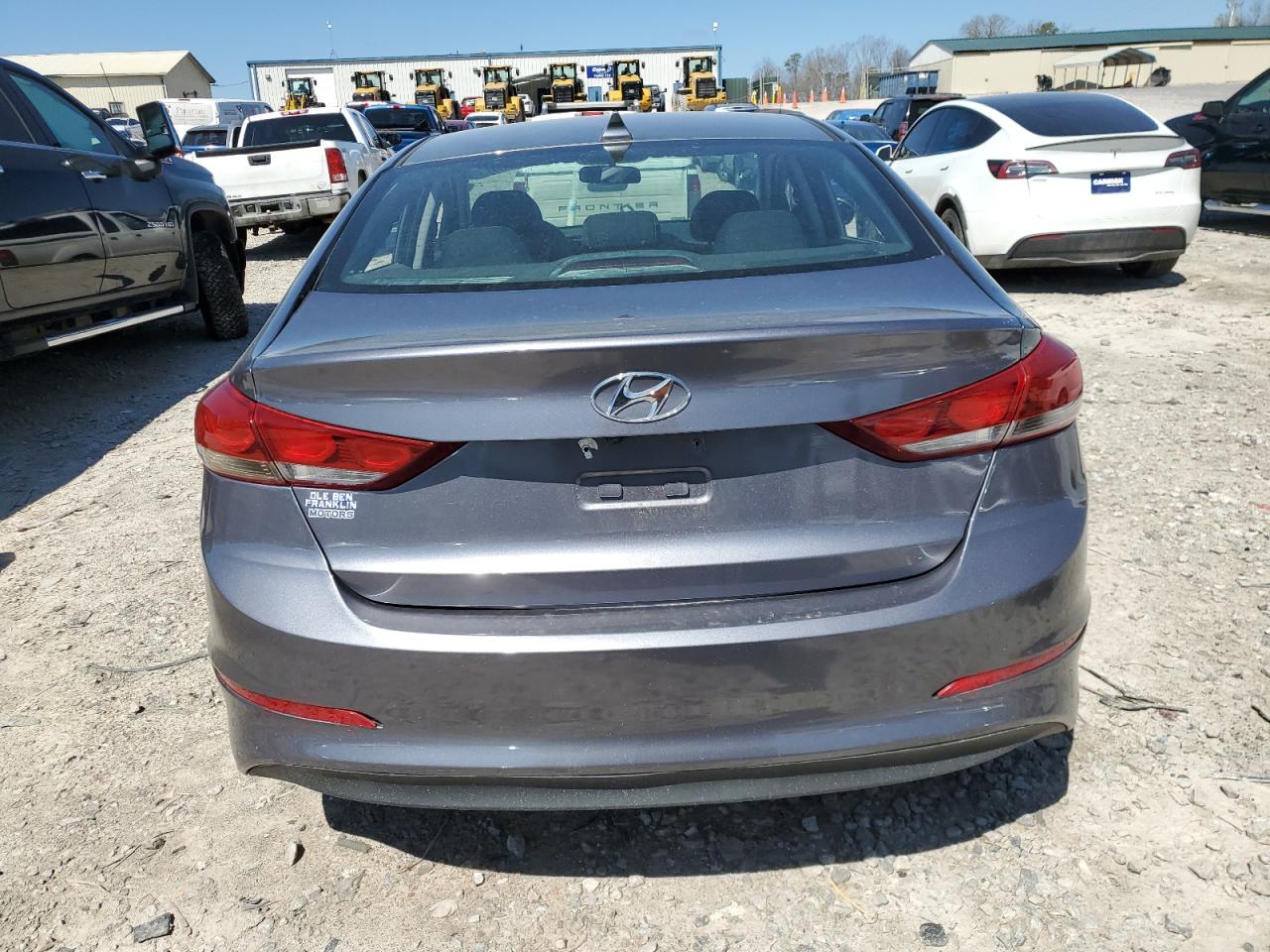 2018 Hyundai Elantra - Image 6