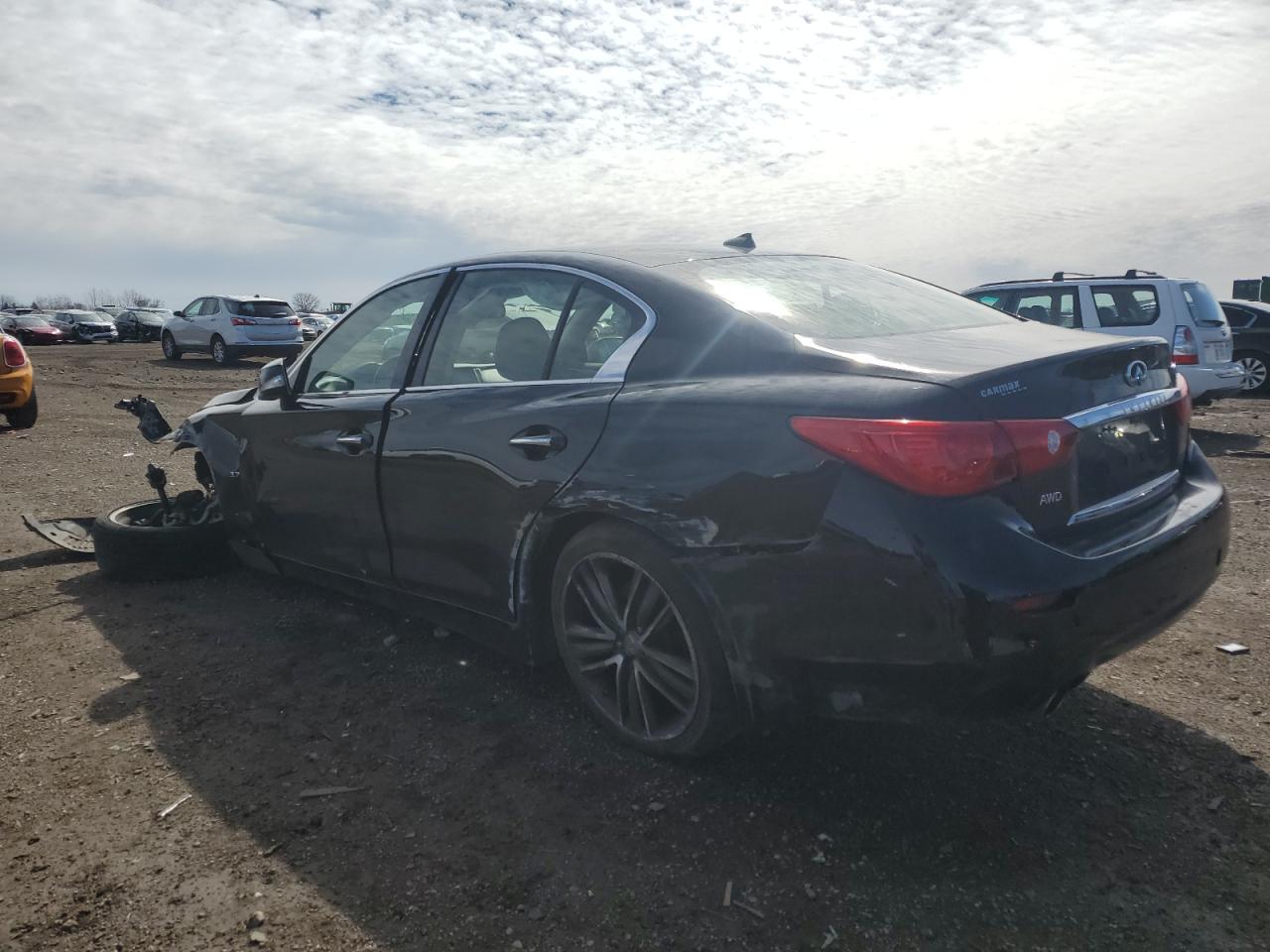 2015 Infiniti Q50 - Image 2
