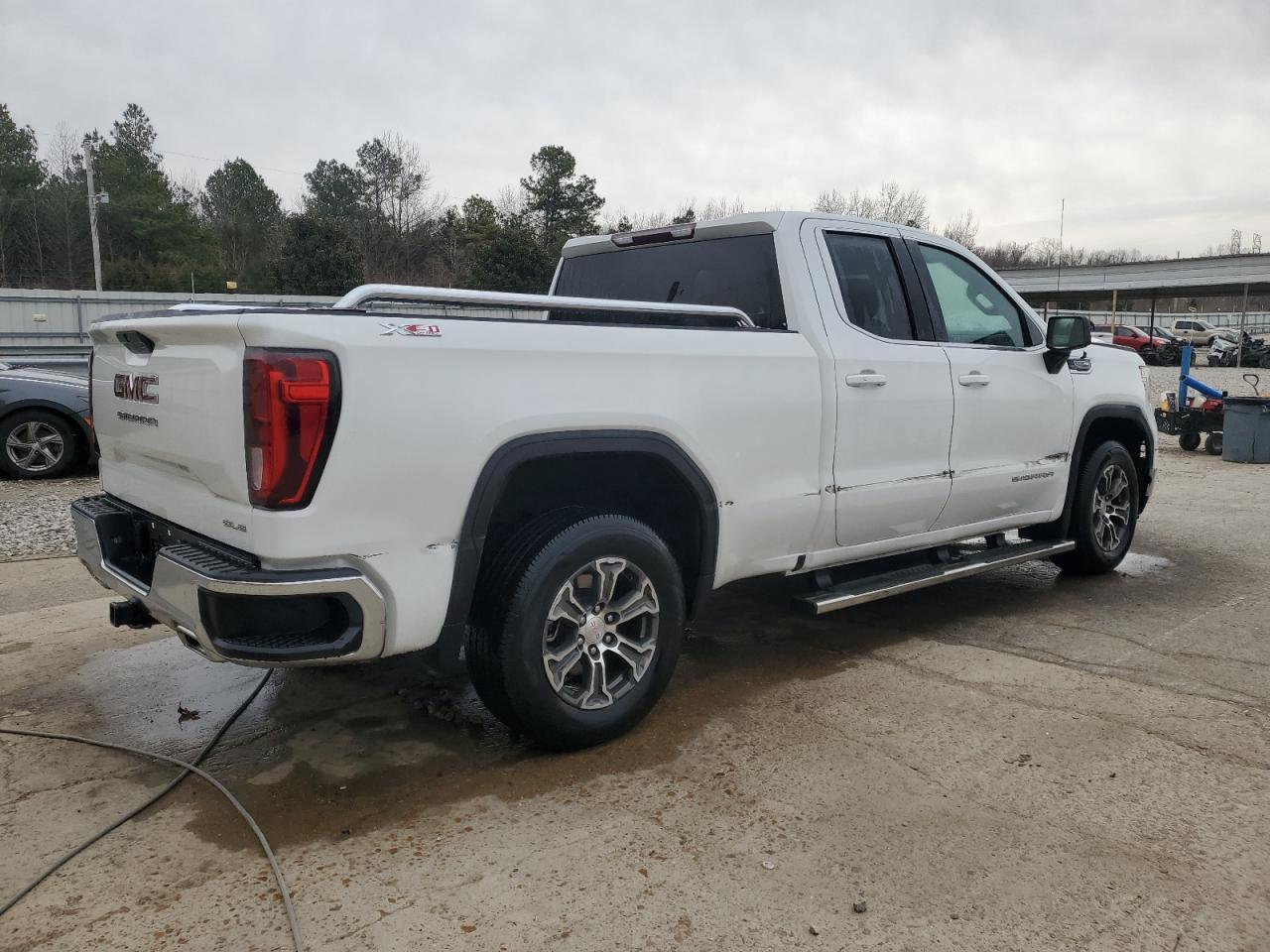 2019 GMC Sierra - Image 3