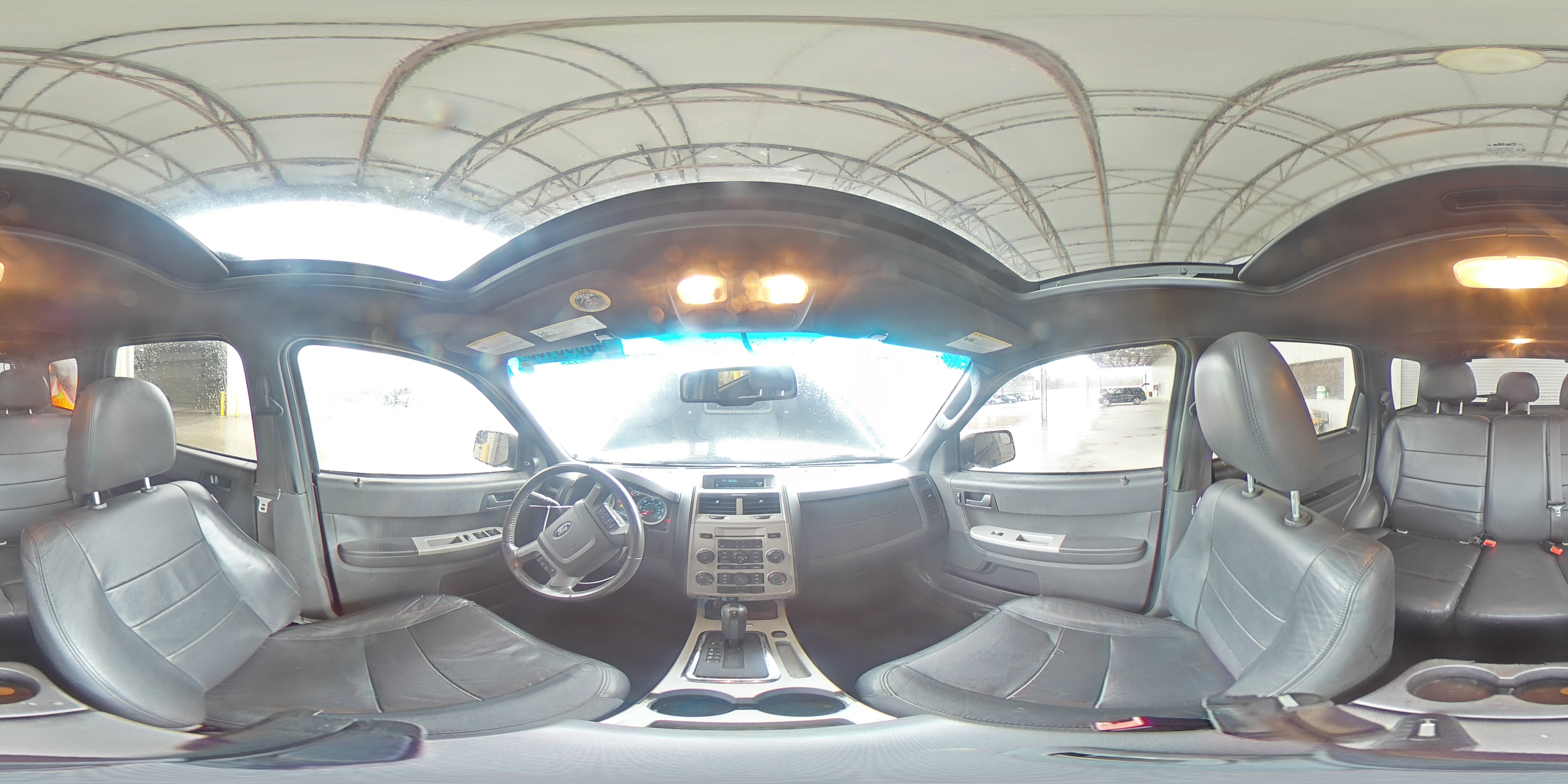 2010 Ford Escape - Image 12