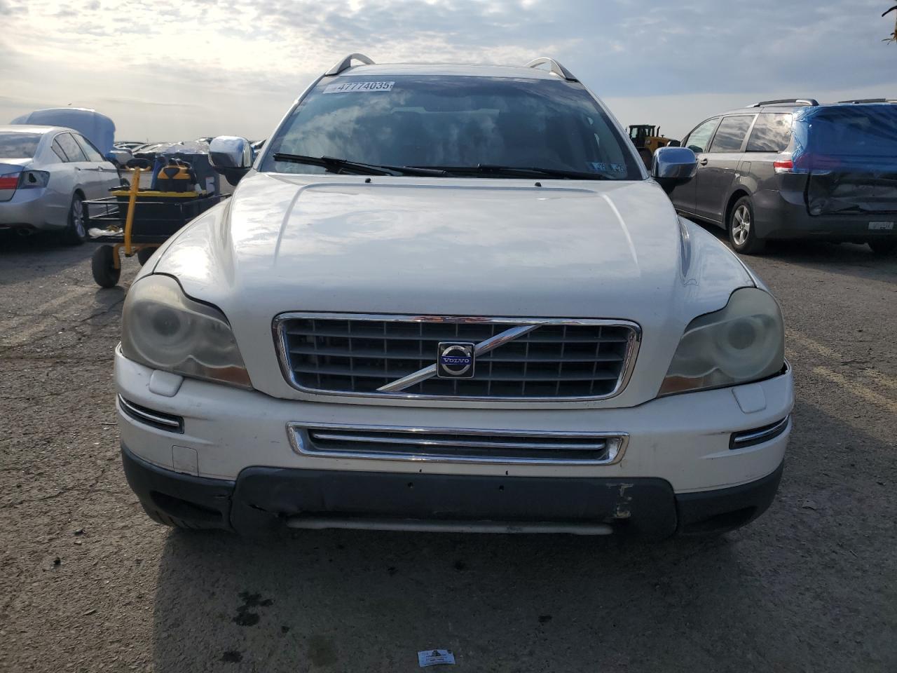 2010 Volvo XC90 - Image 5