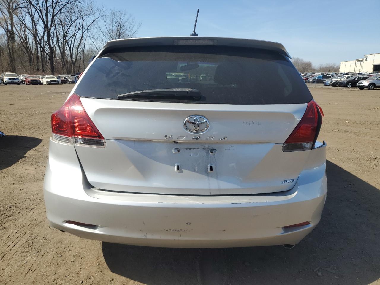 2010 Toyota Venza - Image 6