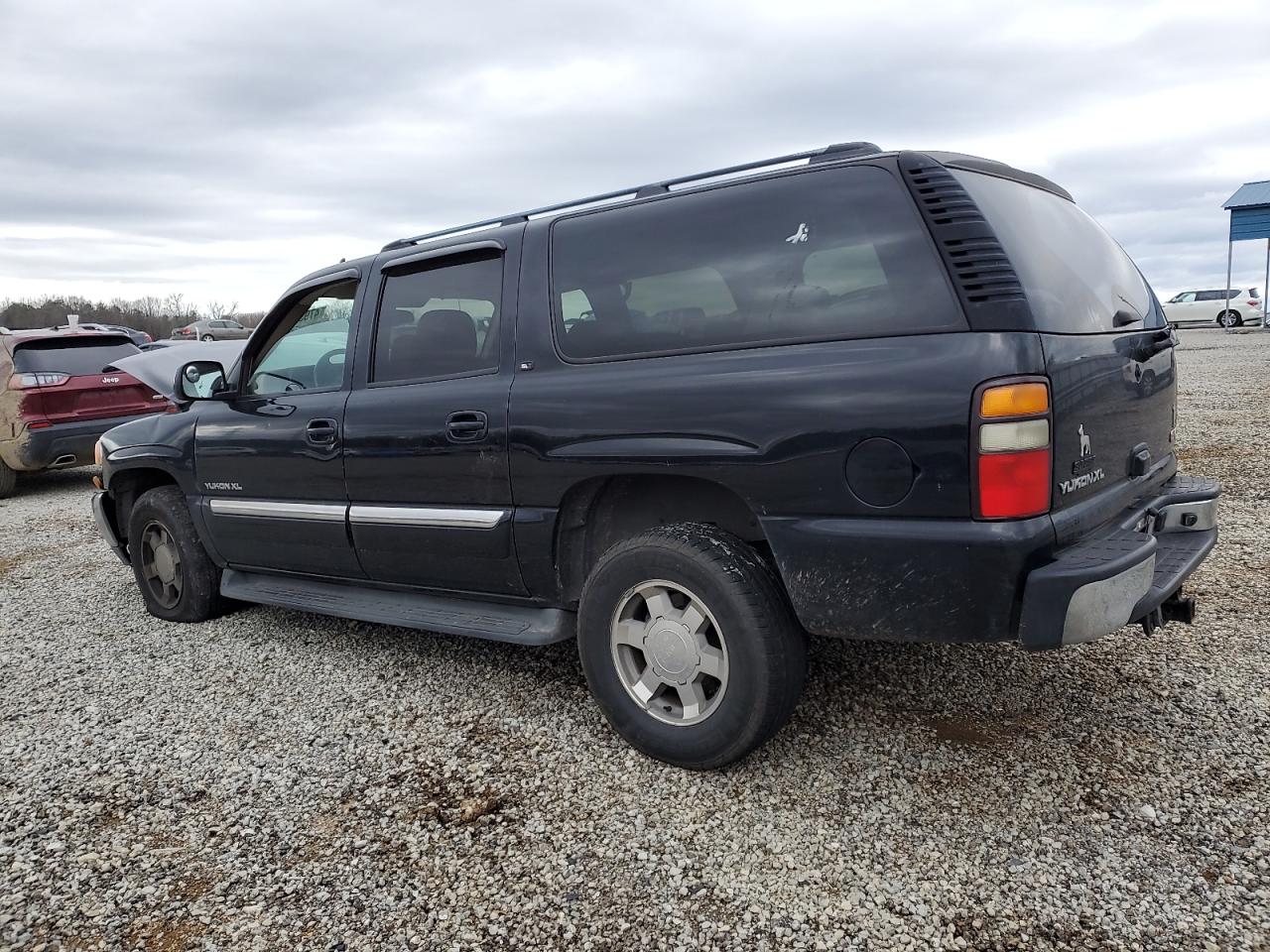 2006 GMC Yukon - Image 2