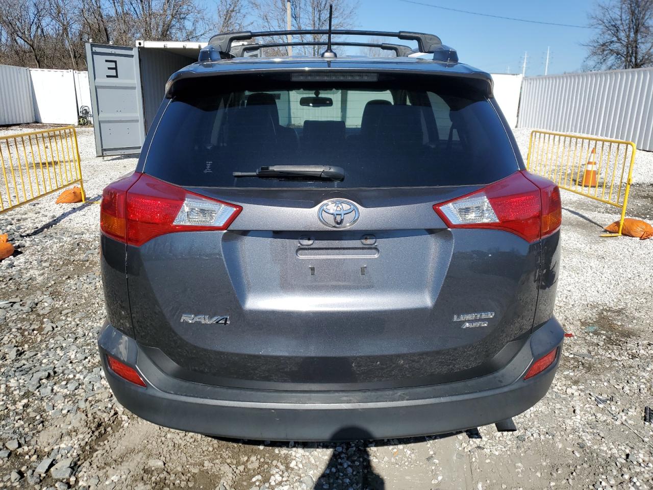2015 Toyota RAV 4 - Image 6
