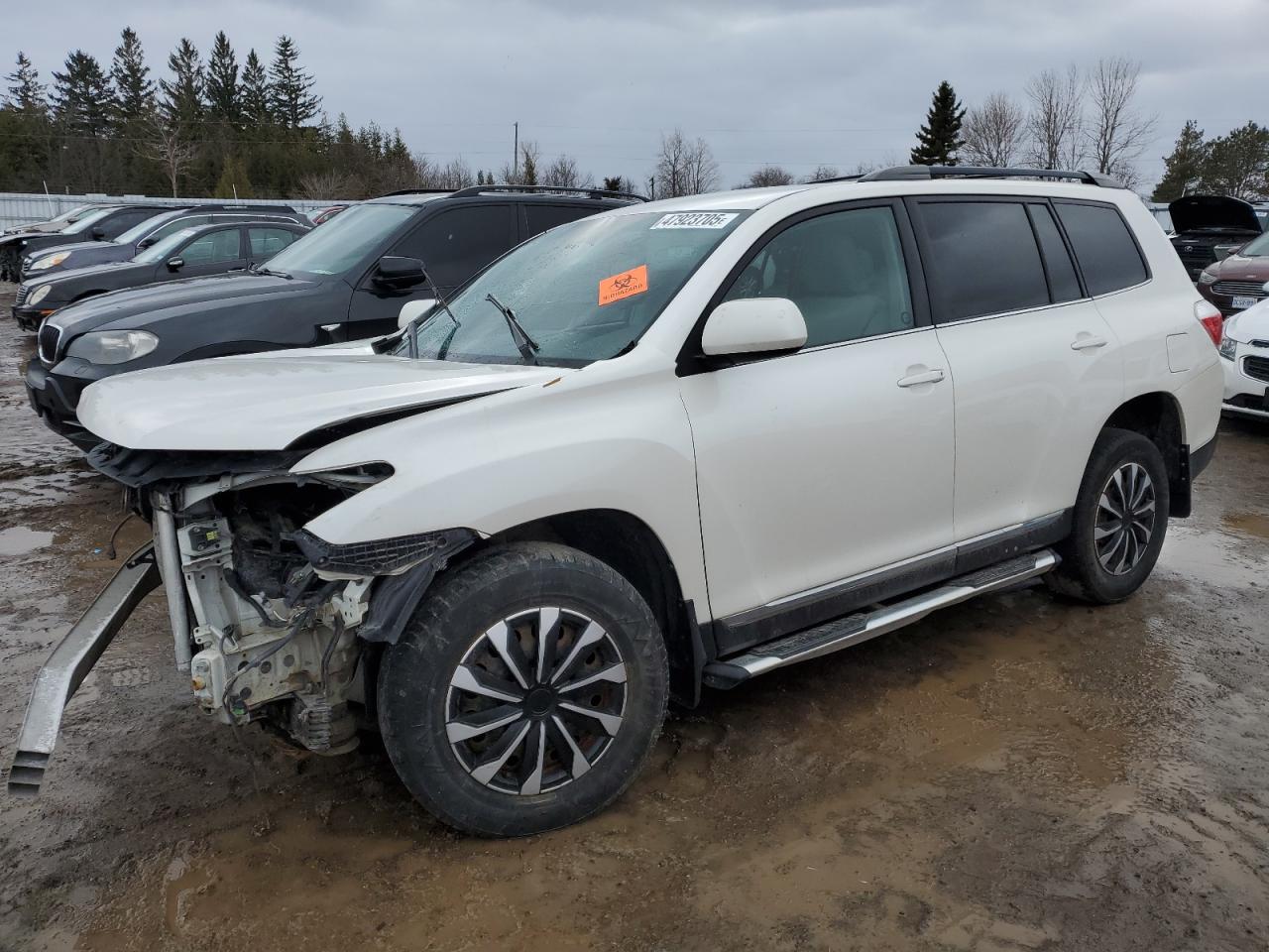 2013 Toyota Highlander Base for Sale in Bowmanville, ON - Front End
