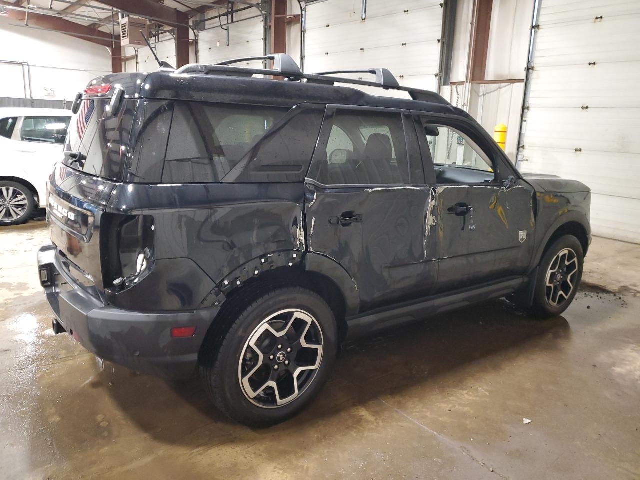 2021 Ford Bronco - Image 3