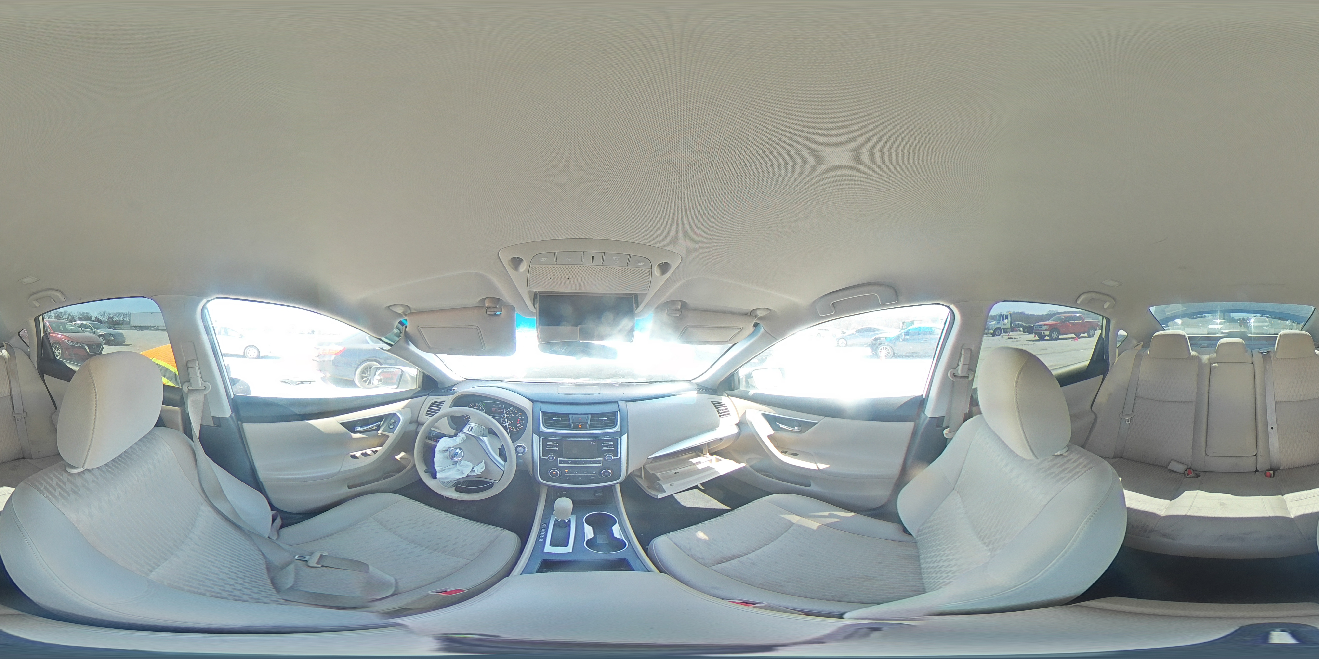 2016 Nissan Altima - Image 13