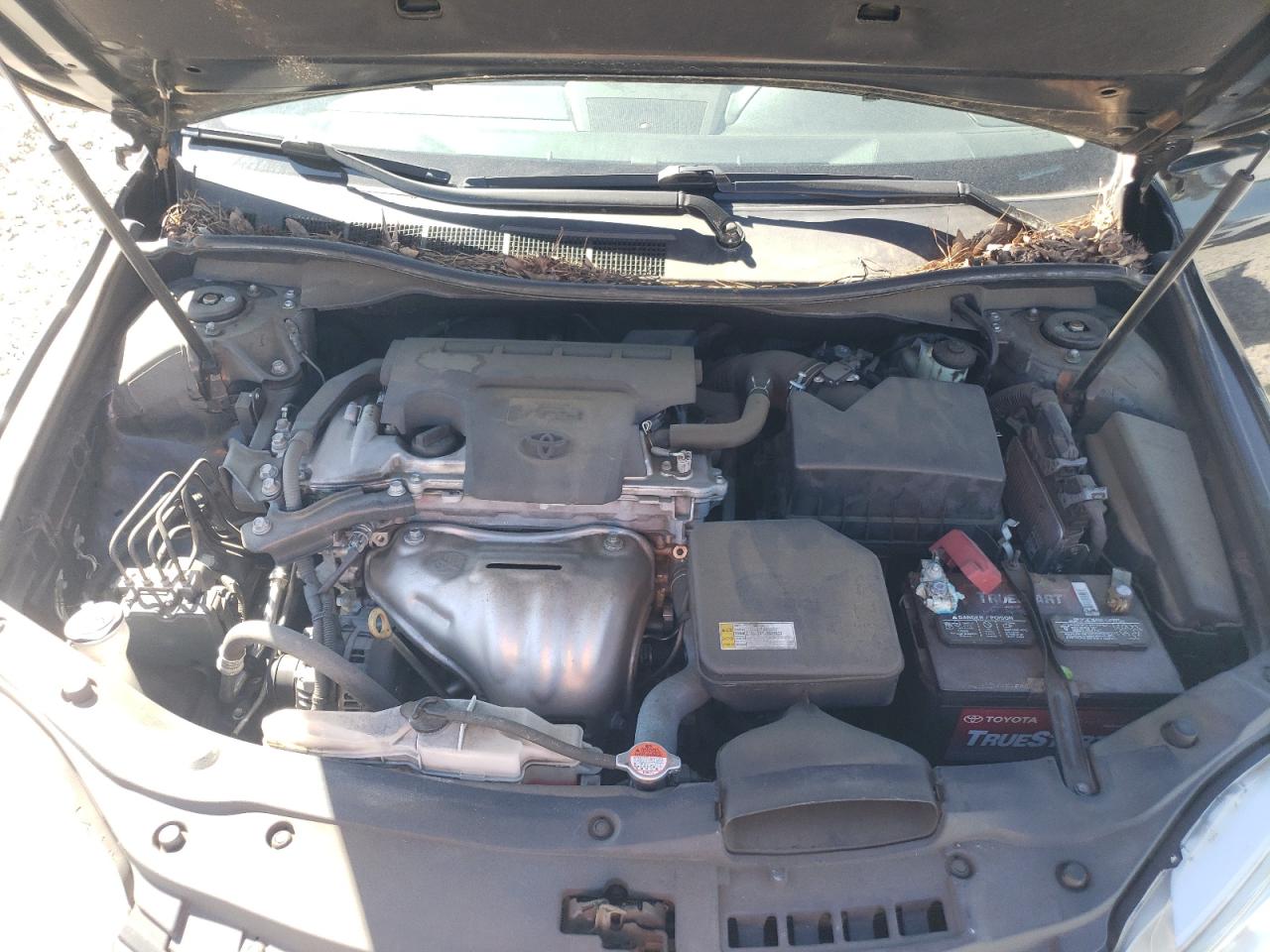 2016 Toyota Camry - Image 11