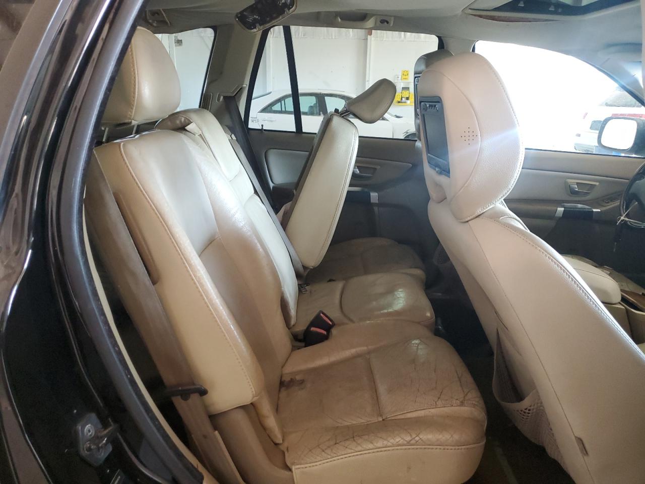 2009 Volvo XC90 - Image 10