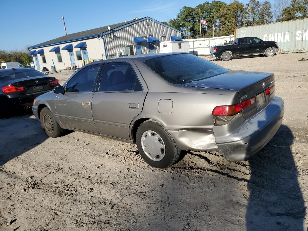 1999 Toyota Camry - Image 2