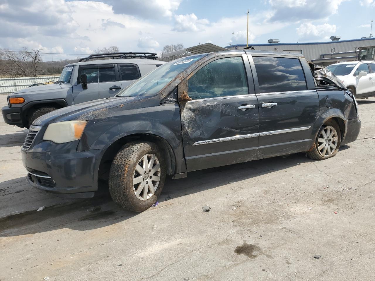 2011 Chrysler Town & Country Touring L for Sale in Lebanon, TN - All Over