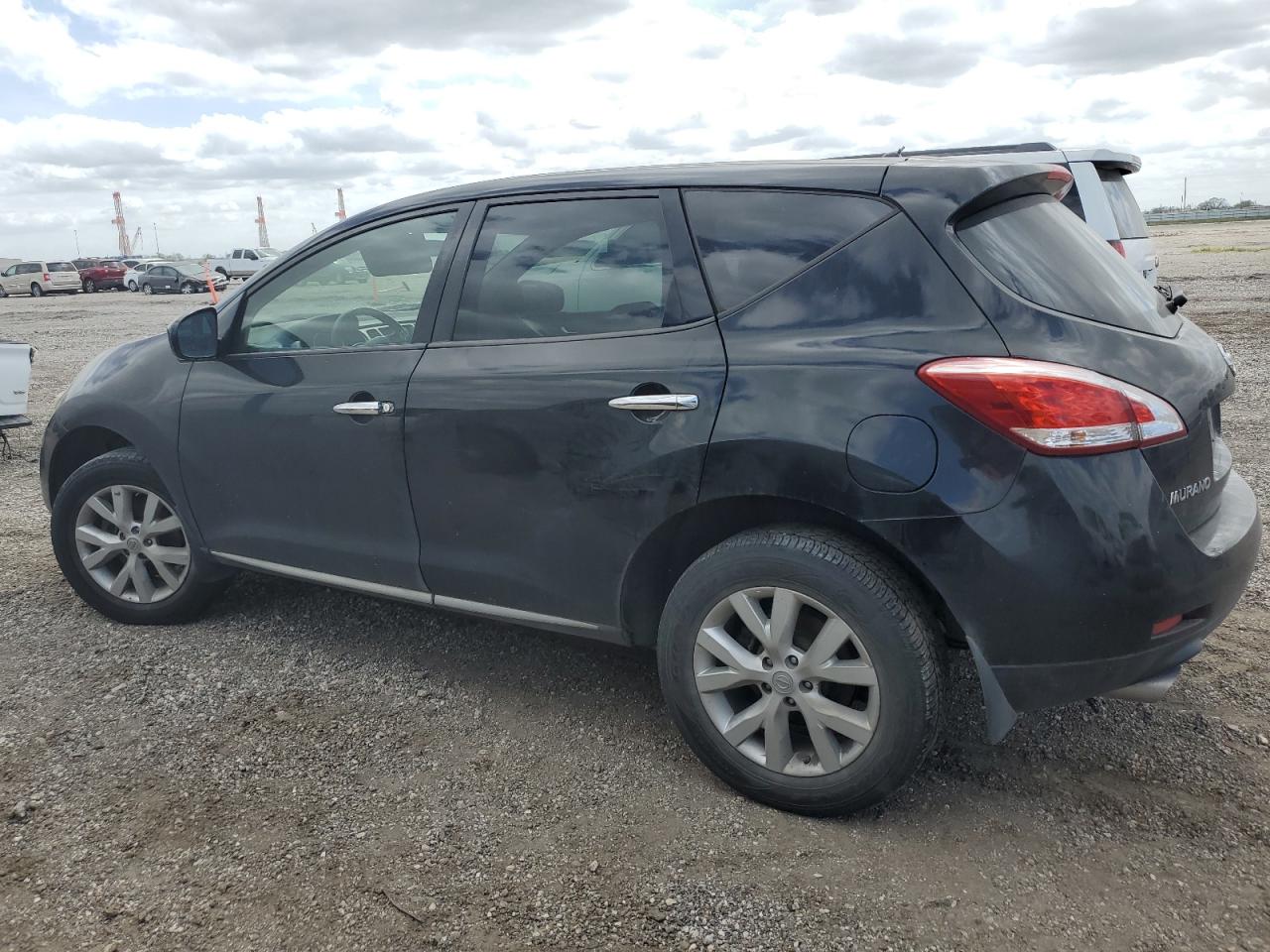 2012 Nissan Murano - Image 2