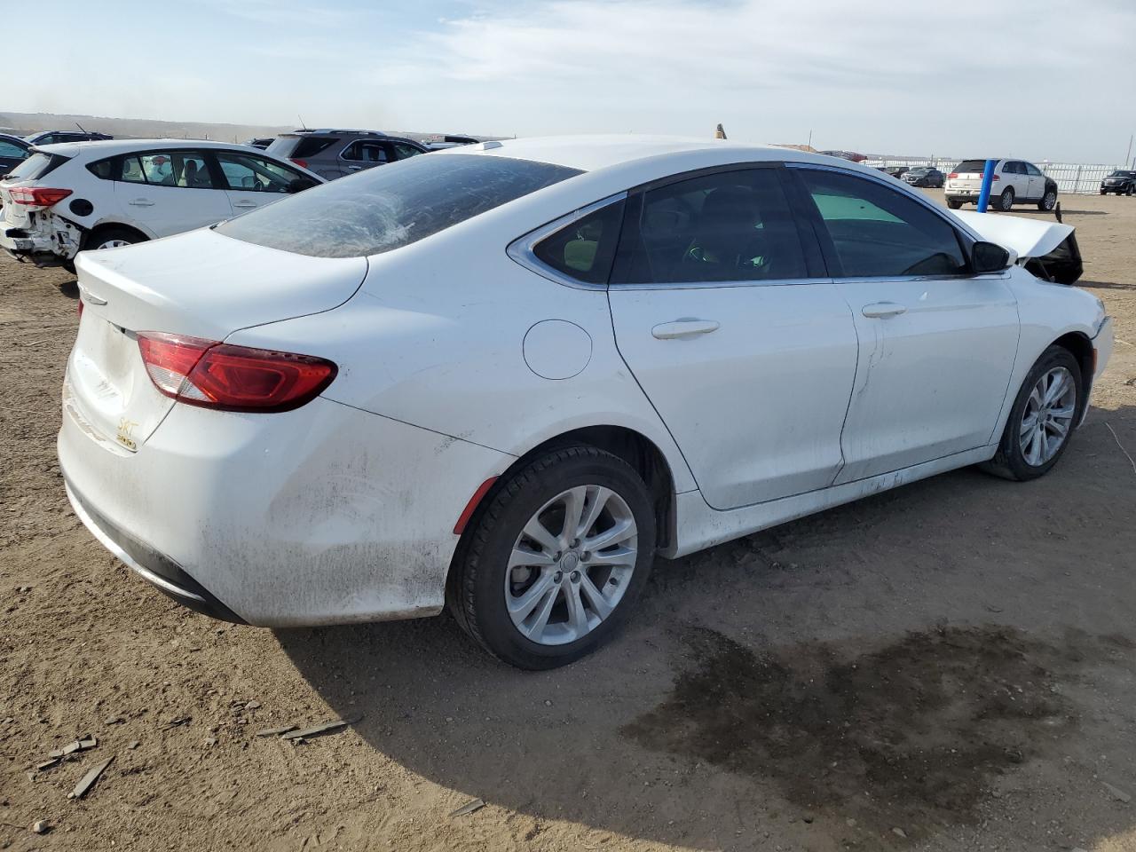 2016 Chrysler 200 - Image 3