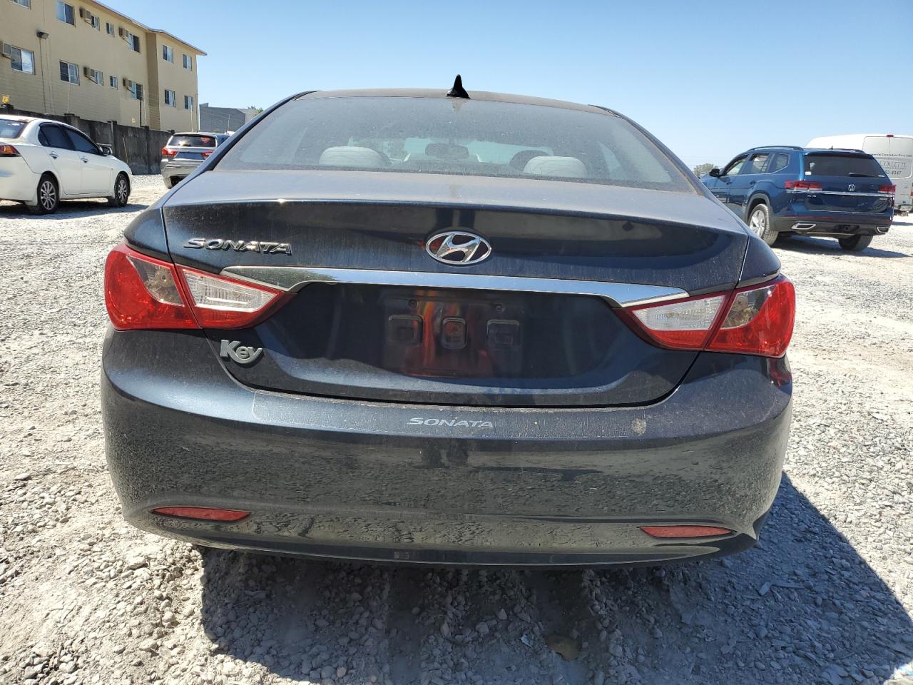 2013 Hyundai Sonata - Image 6