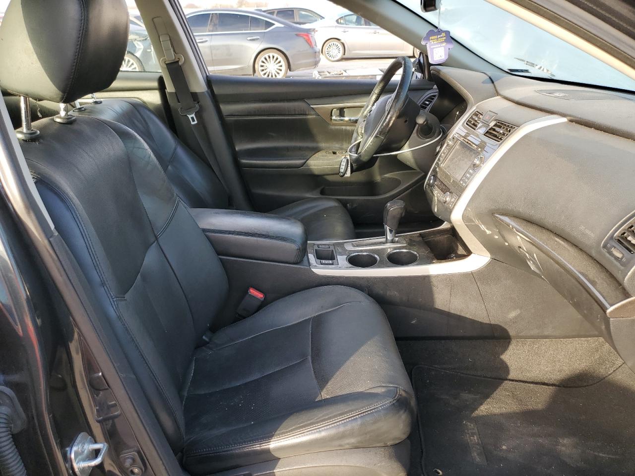 2014 Nissan Altima - Image 7